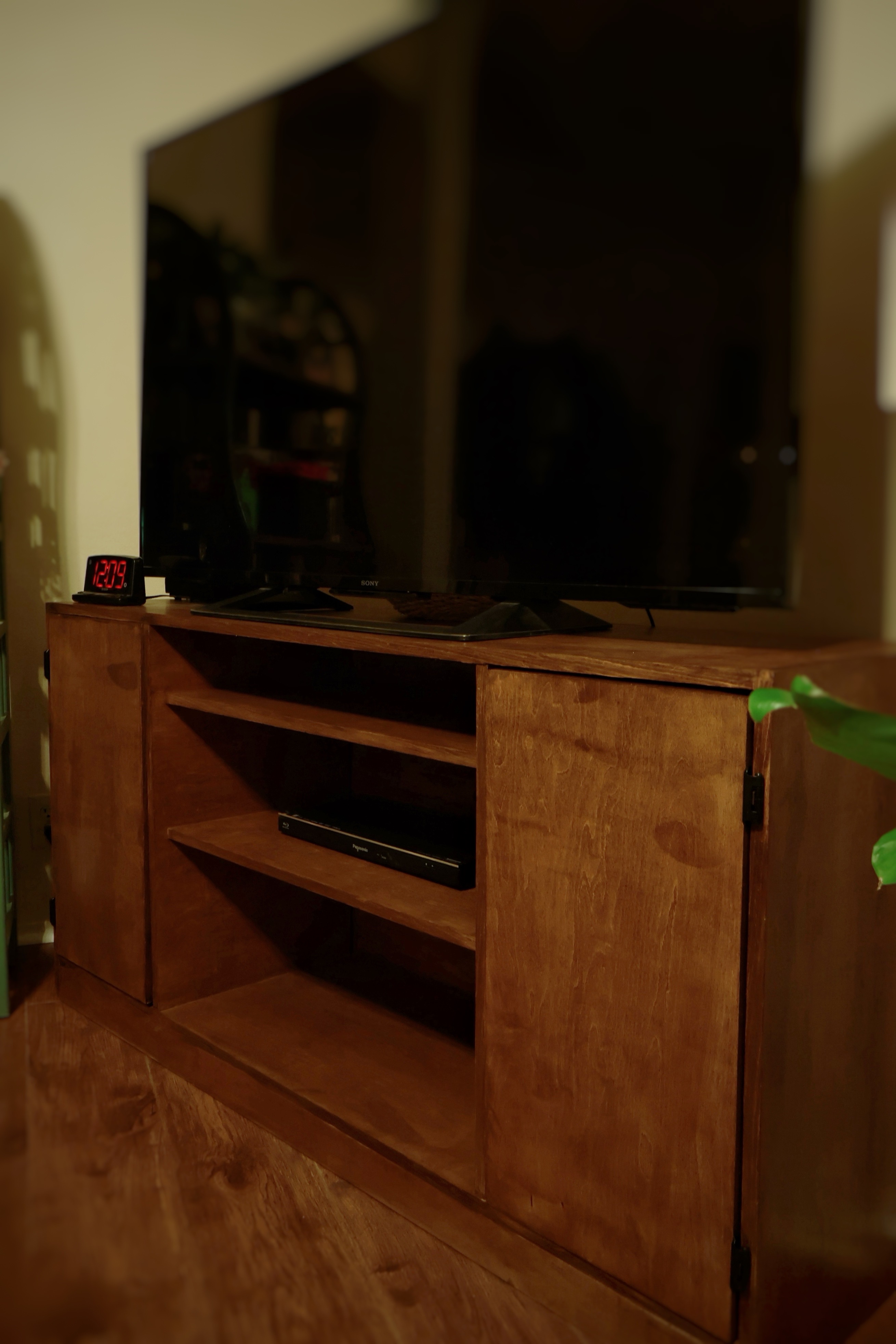 custom wooden entertainment center